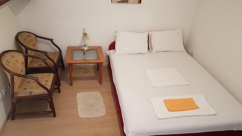 Lira Excellent Nis Hotel Kültér fotó